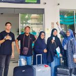 900x900-STUDENT-ARRIVAL.jpg